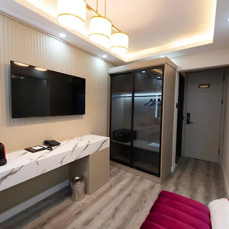 Hidden Pearls Boutique Stambuł