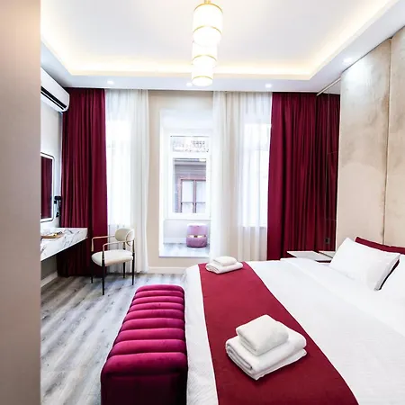 Hidden Pearls Boutique Hotel *