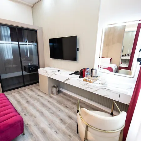 Hidden Pearls Boutique Hotel