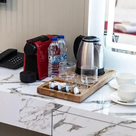 Hidden Pearls Boutique *