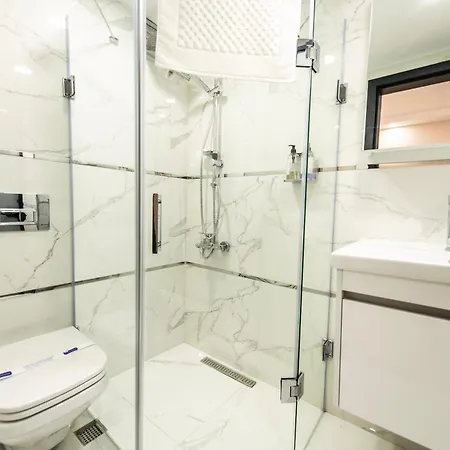 Hidden Pearls Boutique *