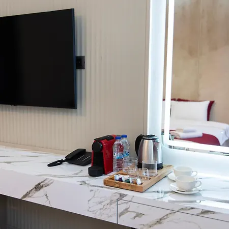 Hidden Pearls Boutique