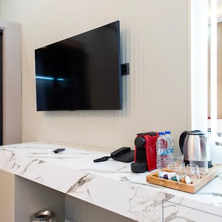 Hidden Pearls Boutique Hotel *